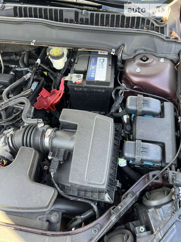 Седан Ford Fusion 2016 в Рівному