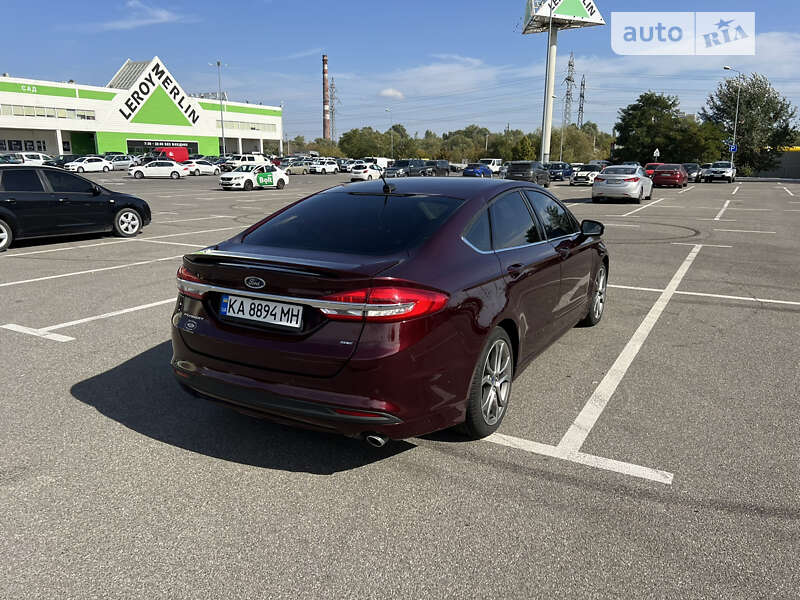 Седан Ford Fusion 2016 в Рівному