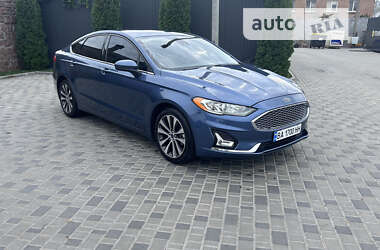 Седан Ford Fusion 2019 в Кропивницком