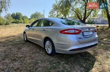 Седан Ford Fusion 2015 в Києві