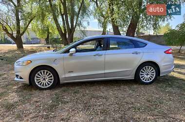 Седан Ford Fusion 2015 в Києві