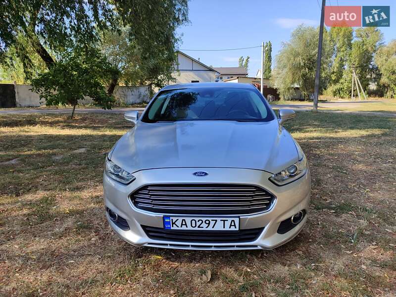Седан Ford Fusion 2015 в Києві фото 4 Седан Ford Fusion 2015 в Києві