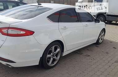 Седан Ford Fusion 2016 в Рівному