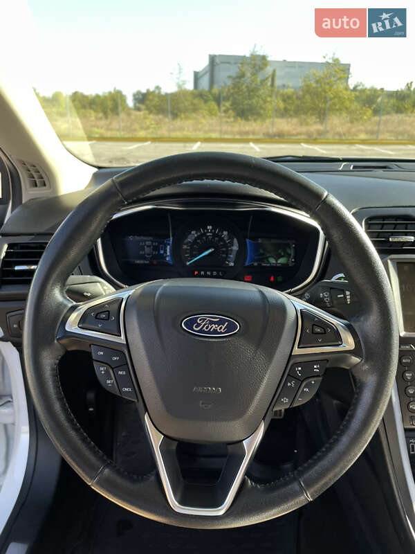Седан Ford Fusion 2017 в Запорожье фото 16 Седан Ford Fusion 2017 в Запорожье