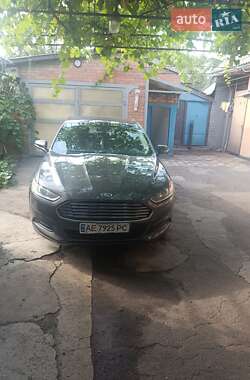 Седан Ford Fusion 2014 в 