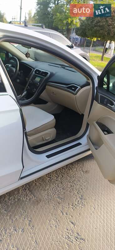 Седан Ford Fusion 2015 в Запорожье фото 6 Седан Ford Fusion 2015 в Запорожье