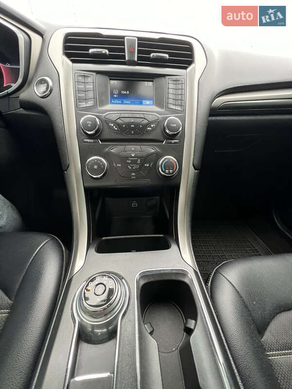 Седан Ford Fusion 2016 в Луцке