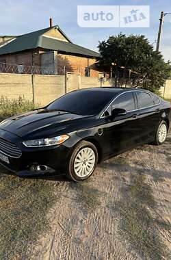 Седан Ford Fusion 2016 в Солоніцівці