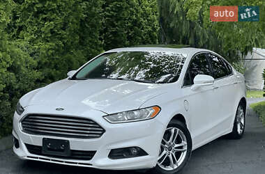 Ford Fusion 2016