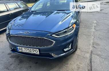 Седан Ford Fusion 2019 в Дніпрі