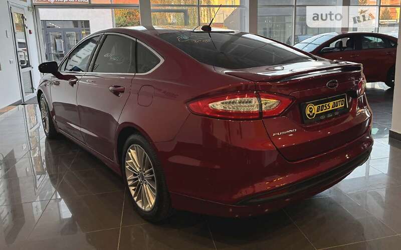 Седан Ford Fusion 2015 в Шептицькому