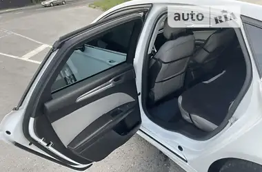 Ford Fusion 2012