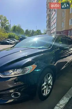 Ford Fusion 2014