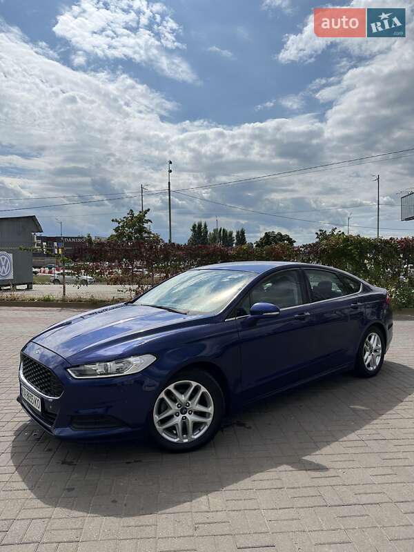 Седан Ford Fusion 2015 в Киеве
