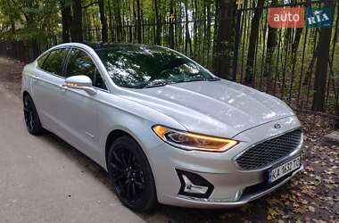 Ford Fusion 2019