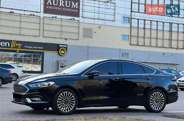 Седан Ford Fusion 2017 в 