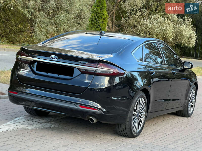 Седан Ford Fusion 2017 в Сумах