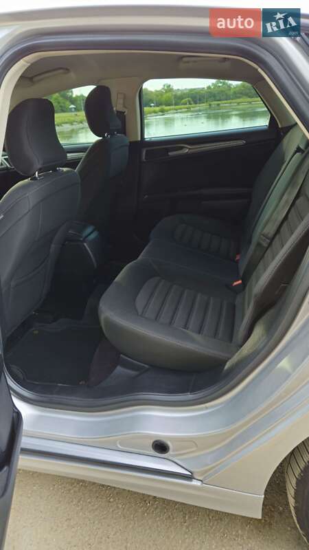 Седан Ford Fusion 2017 в Івано-Франківську