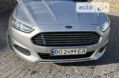 Седан Ford Fusion 2015 в Тернополі