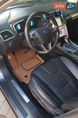 Седан Ford Fusion 2015 в Могилів-Подільському