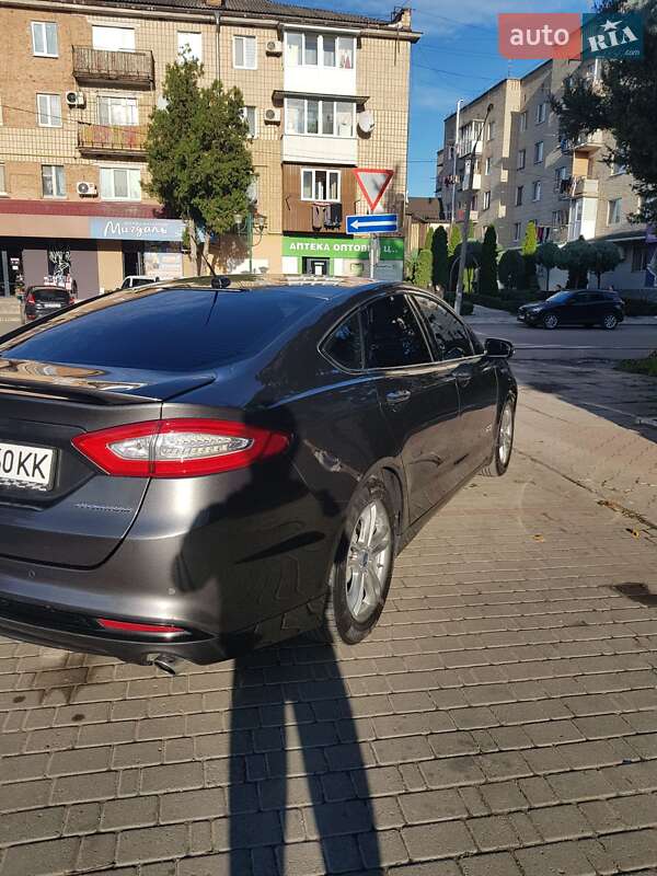 Седан Ford Fusion 2015 в Могилев-Подольске