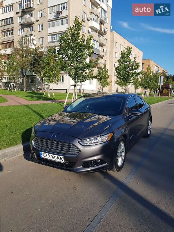 Седан Ford Fusion 2015 в Могилев-Подольске