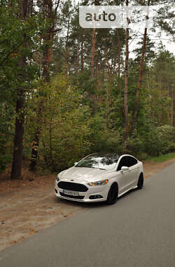 Седан Ford Fusion 2013 в Киеве