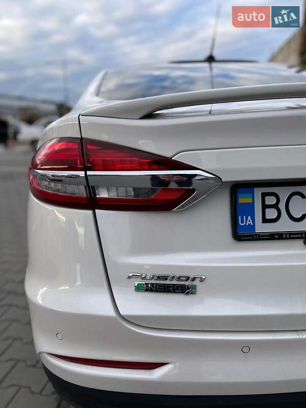 Седан Ford Fusion 2019 в Ивано-Франковске
