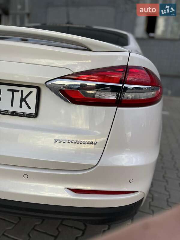 Седан Ford Fusion 2019 в Ивано-Франковске