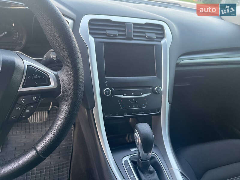 Седан Ford Fusion 2014 в Чернівцях фото 8 Седан Ford Fusion 2014 в Чернівцях