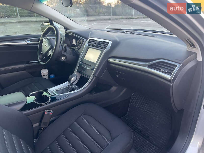 Седан Ford Fusion 2014 в Чернівцях фото 11 Седан Ford Fusion 2014 в Чернівцях