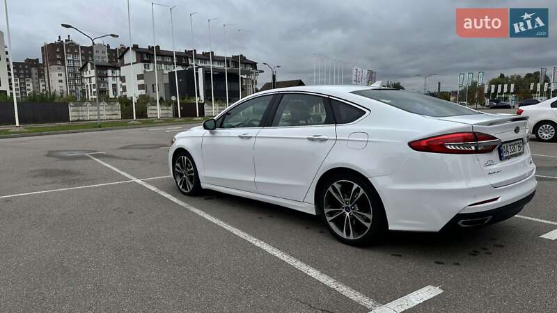 Седан Ford Fusion 2019 в Києві