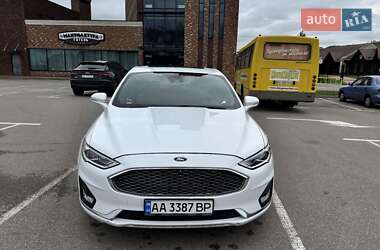 Седан Ford Fusion 2019 в Києві