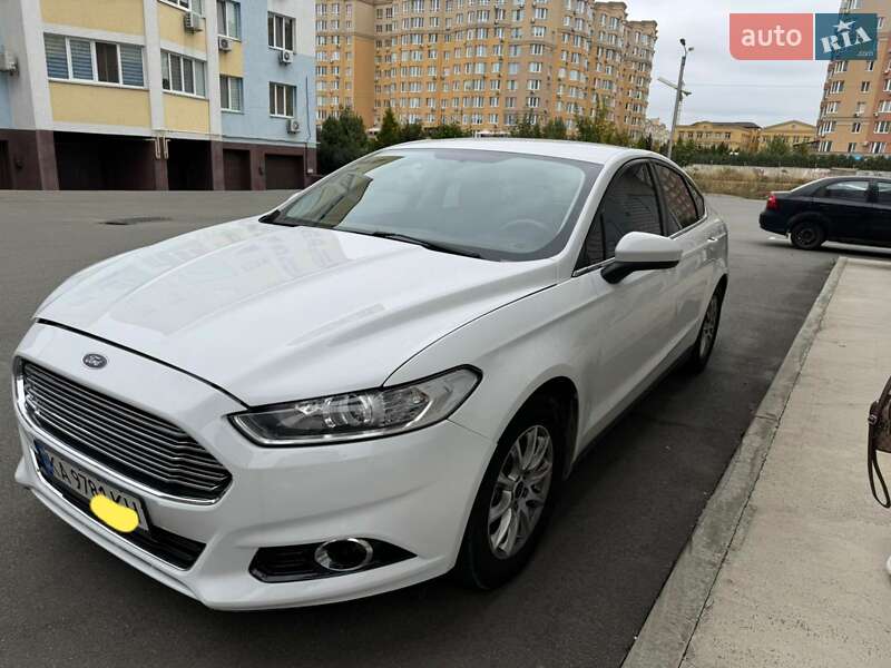 Седан Ford Fusion 2016 в Киеве