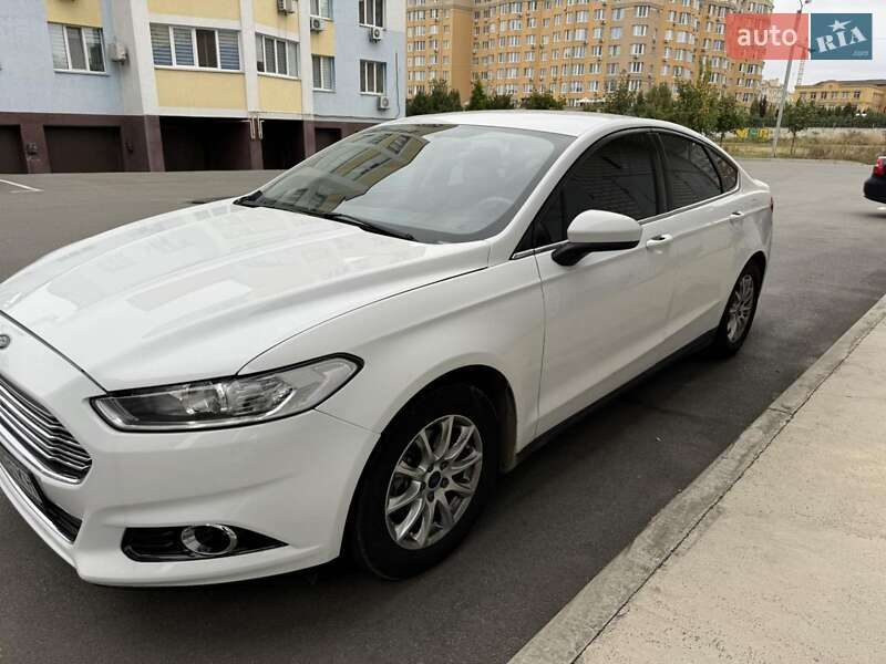 Седан Ford Fusion 2016 в Киеве