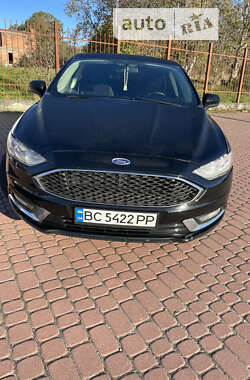 Седан Ford Fusion 2016 в 