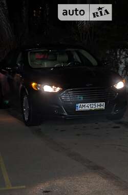 Седан Ford Fusion 2014 в Житомире