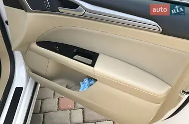 Ford Fusion 2015