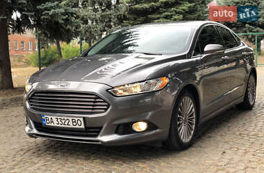 Седан Ford Fusion 2013 в 