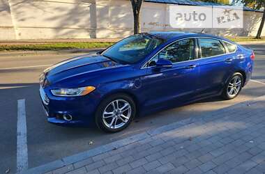 Седан Ford Fusion 2015 в Чернигове