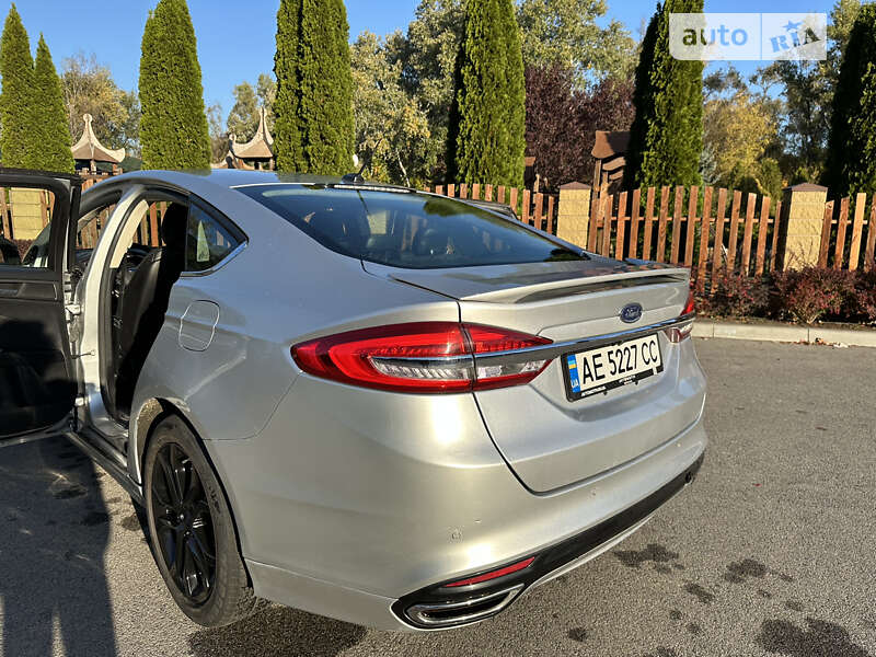 Седан Ford Fusion 2017 в Днепре