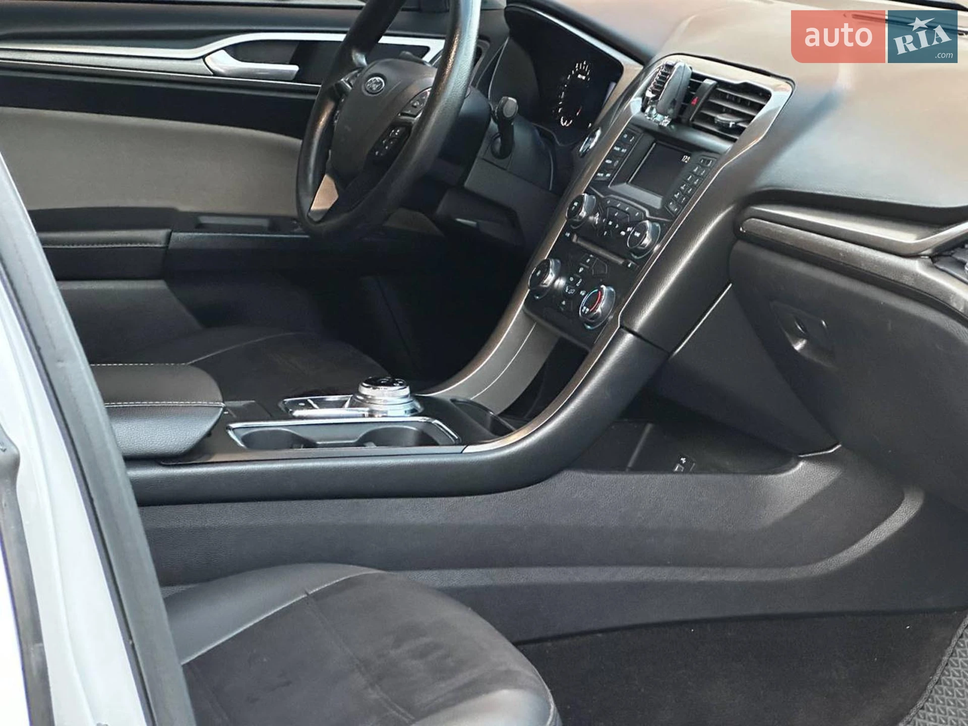 2016 Ford Fusion - мініатюра 20