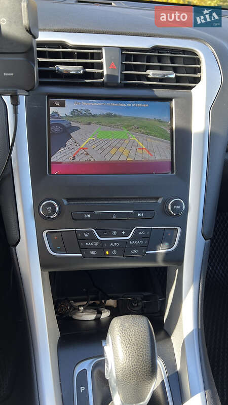 Седан Ford Fusion 2015 в Южном