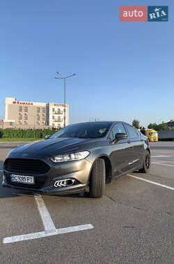 Ford Fusion 2016