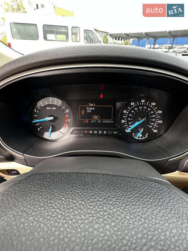 Седан Ford Fusion 2014 в Івано-Франківську