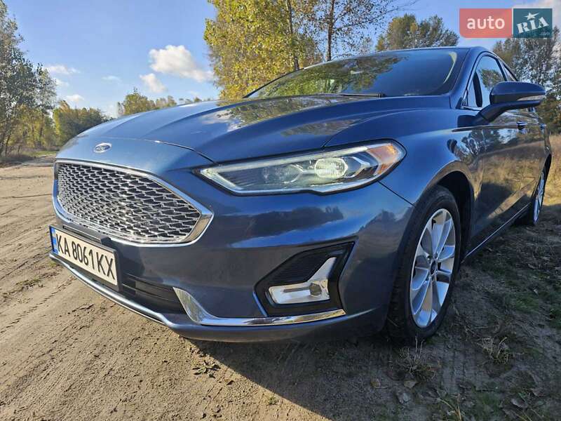 Седан Ford Fusion 2019 в Києві