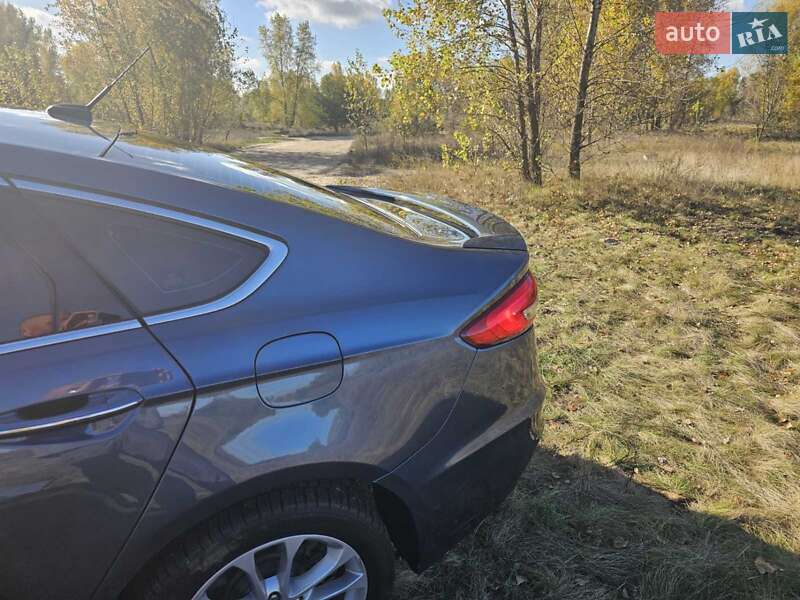Седан Ford Fusion 2019 в Києві