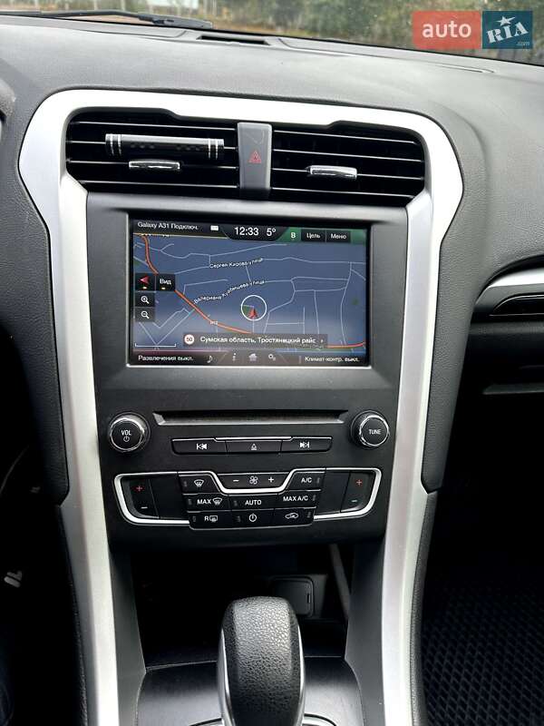 Седан Ford Fusion 2015 в Тростянці