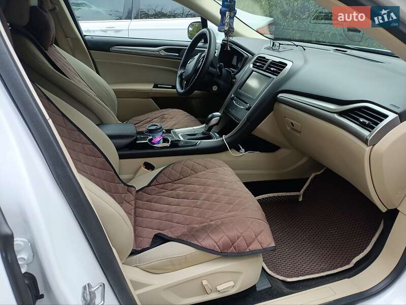Седан Ford Fusion 2014 в Белой Церкви