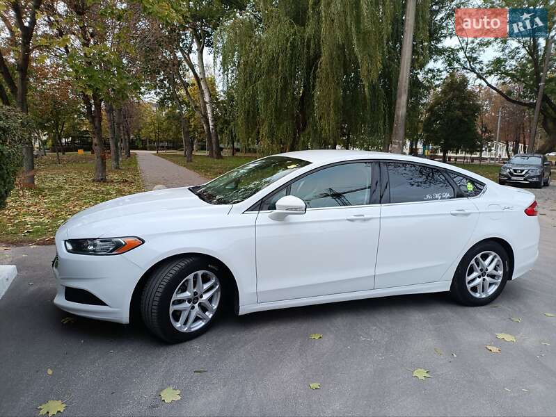 Седан Ford Fusion 2014 в Белой Церкви